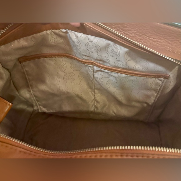 Michael Kors Sophie Large Satchel - Picture 8 of 10